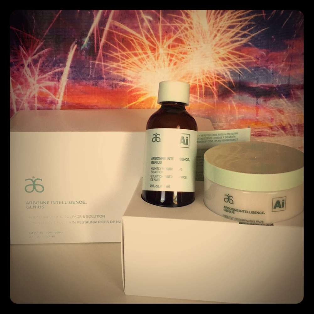 Arbonne Nightly Resurfacing pads and solution